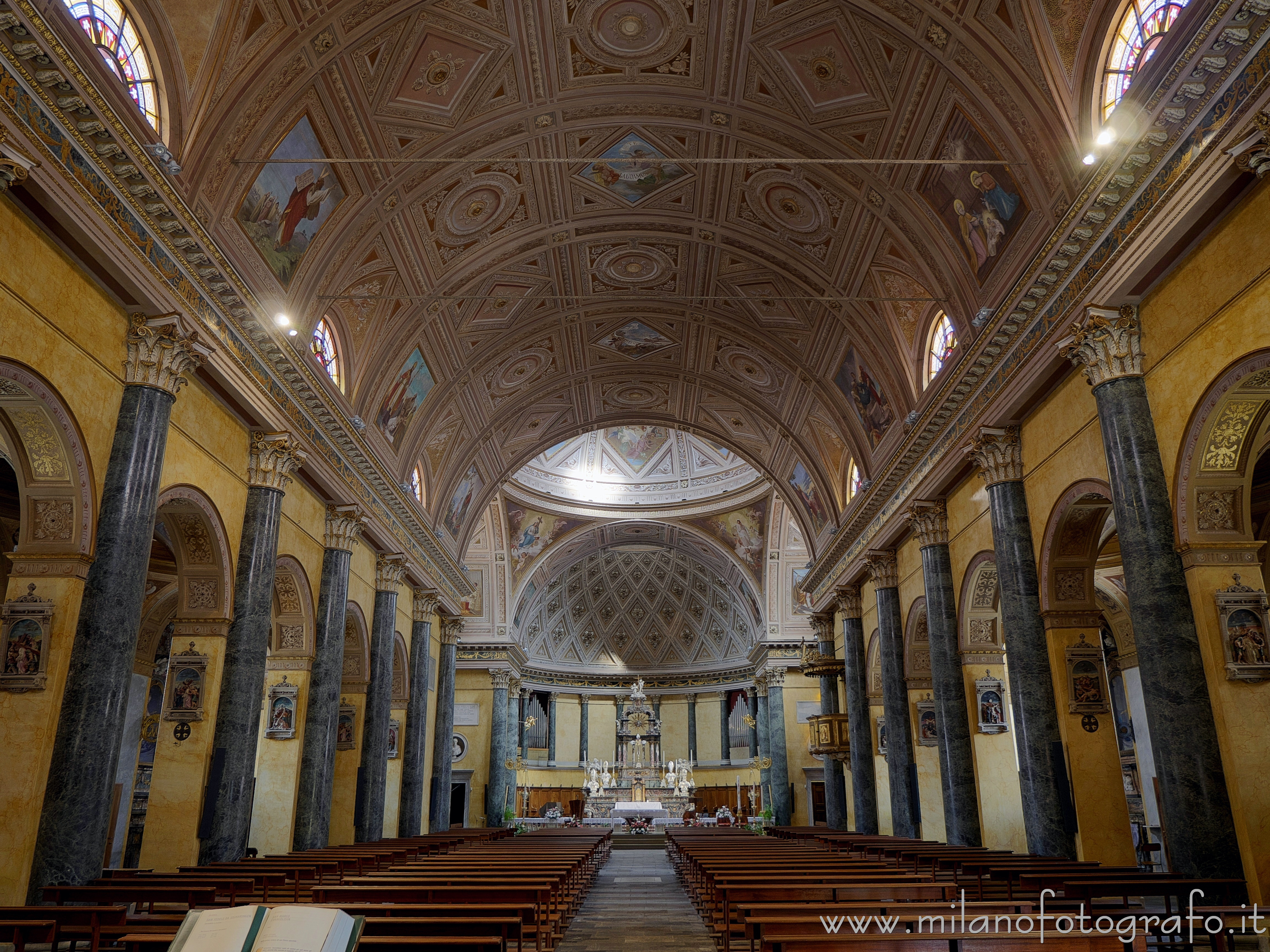 Bellinzago Novarese (Novara, Italy) - Interior of the Church of San Clemente